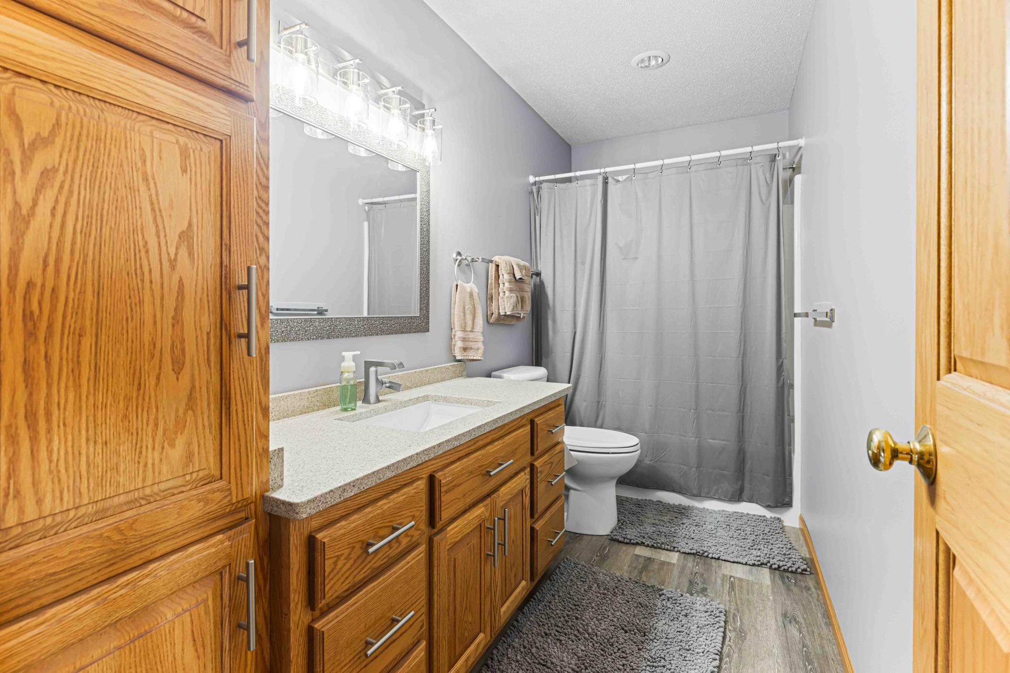 Upper Full Bathroom