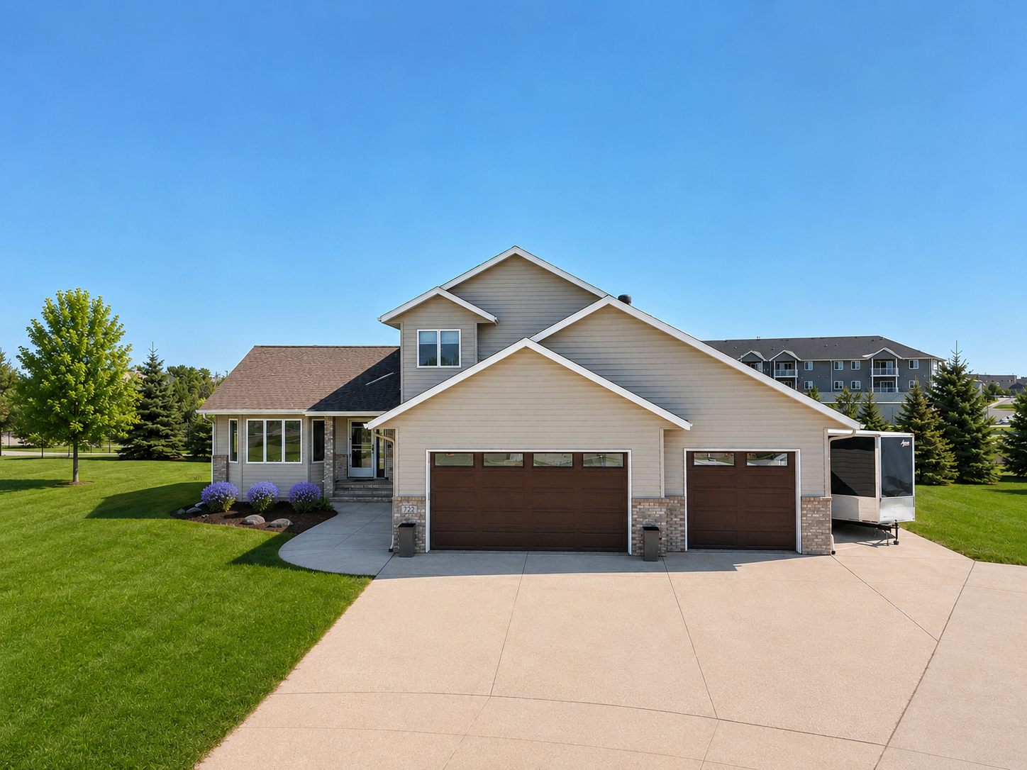 Welcome to 722 42nd Ave. S.