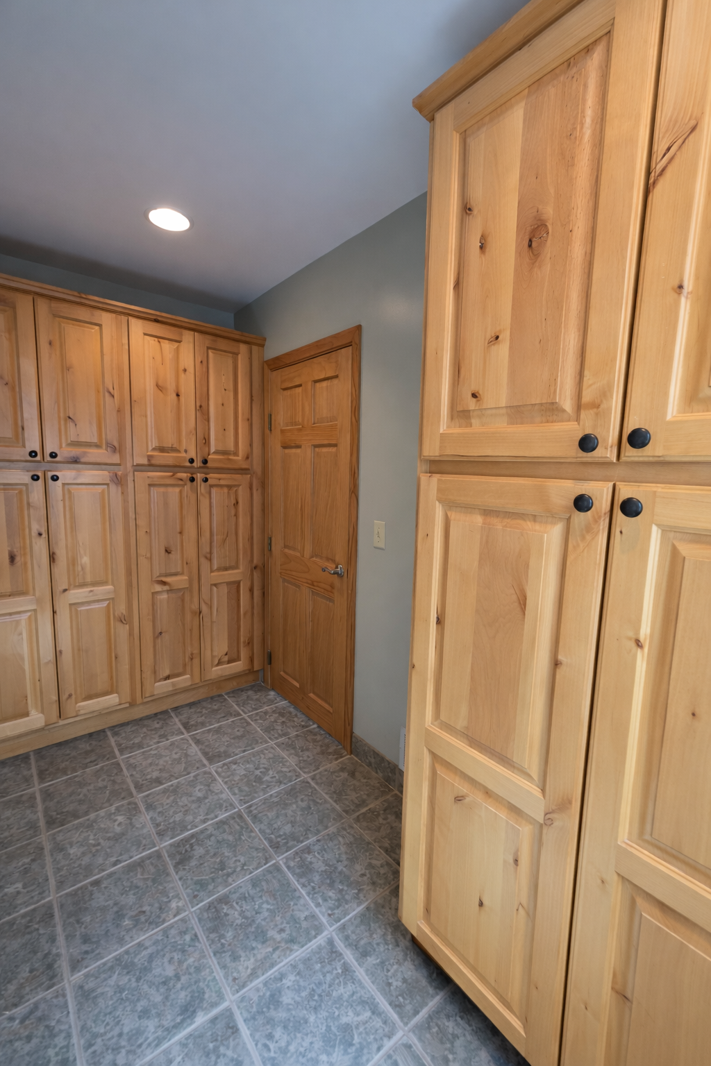 Lower Level Bathroom with great storage