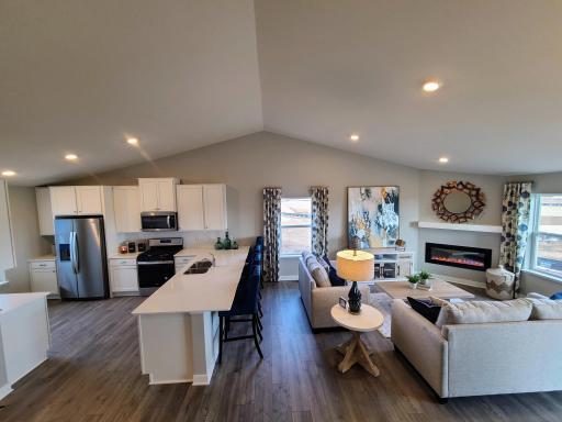 Bryant II Main Floor. Photos are of similar model home. Colors and options may vary. Ask Sales Agent for details.