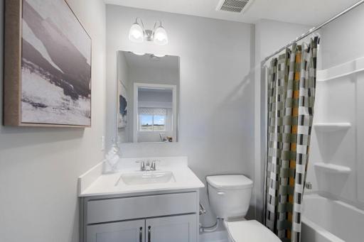 The Bryant II offers a full bath on both upper and lower levels. Photos of model home. Colors and options may vary. Ask Sales Agent for details.