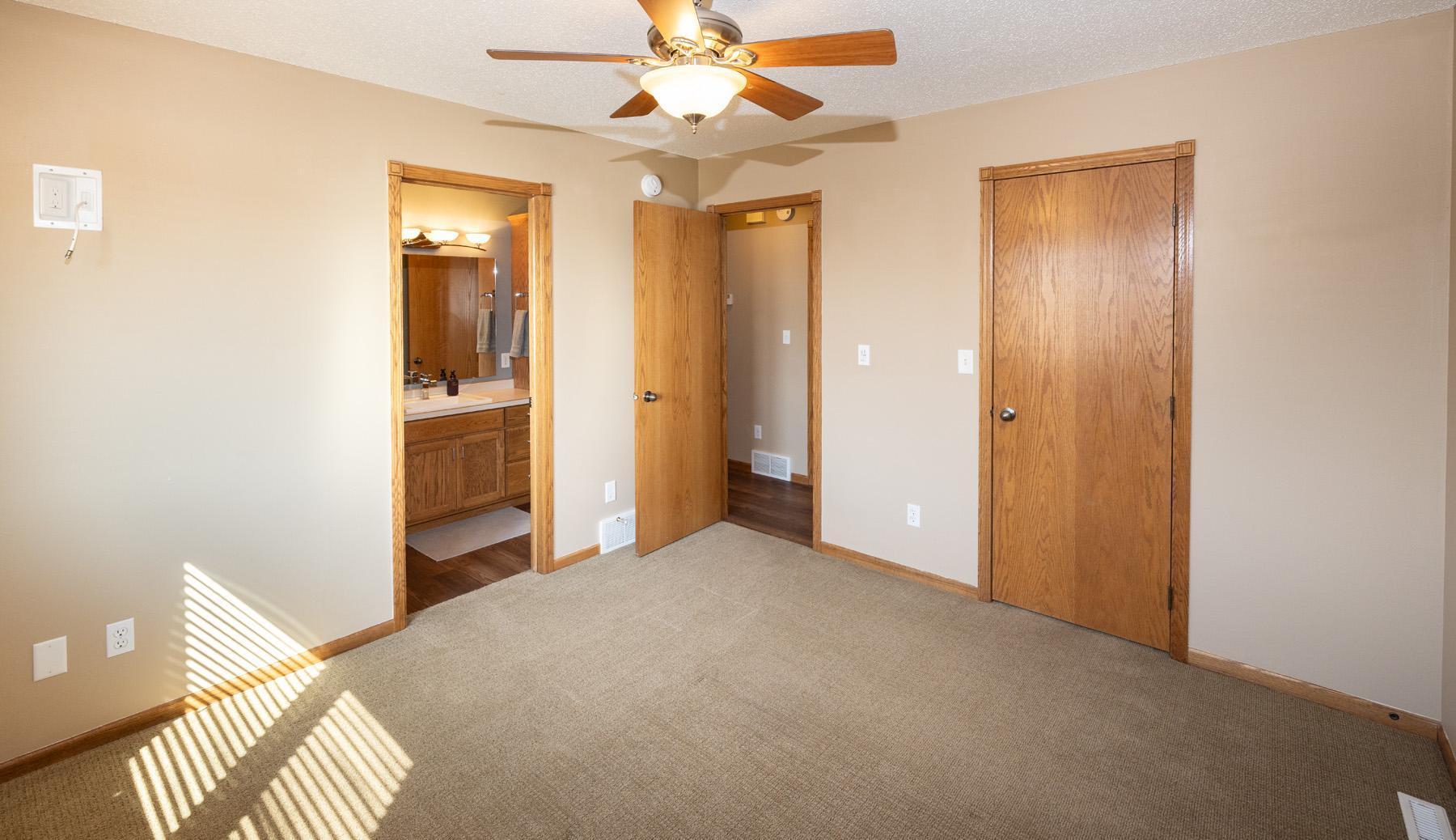 Primary Bedroom w/Hollywood Bath