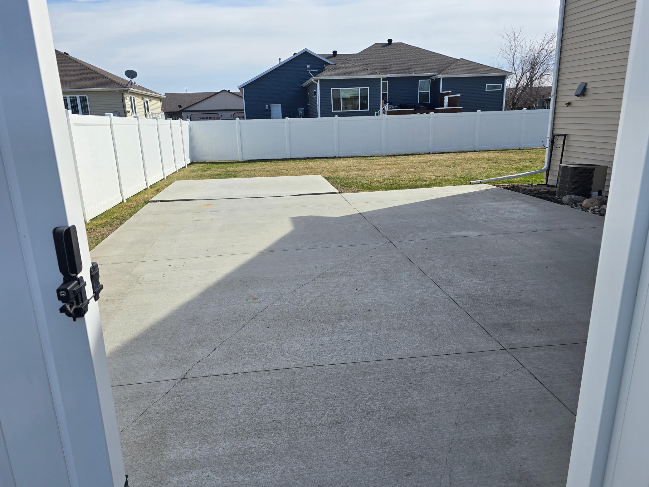 Extra Parking in Backyard!