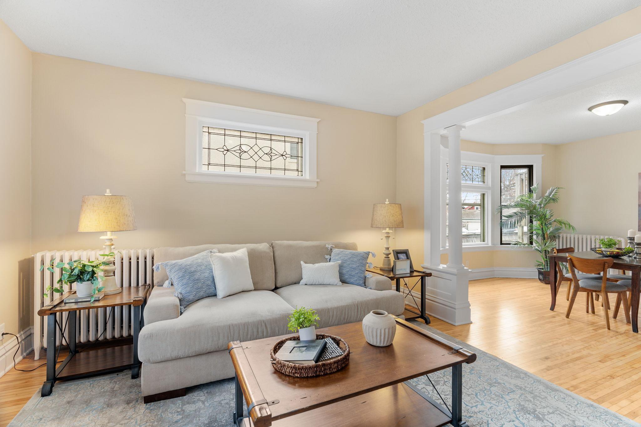 25-web-or-mls-1032 Minnehaha Ave E-25.jpg