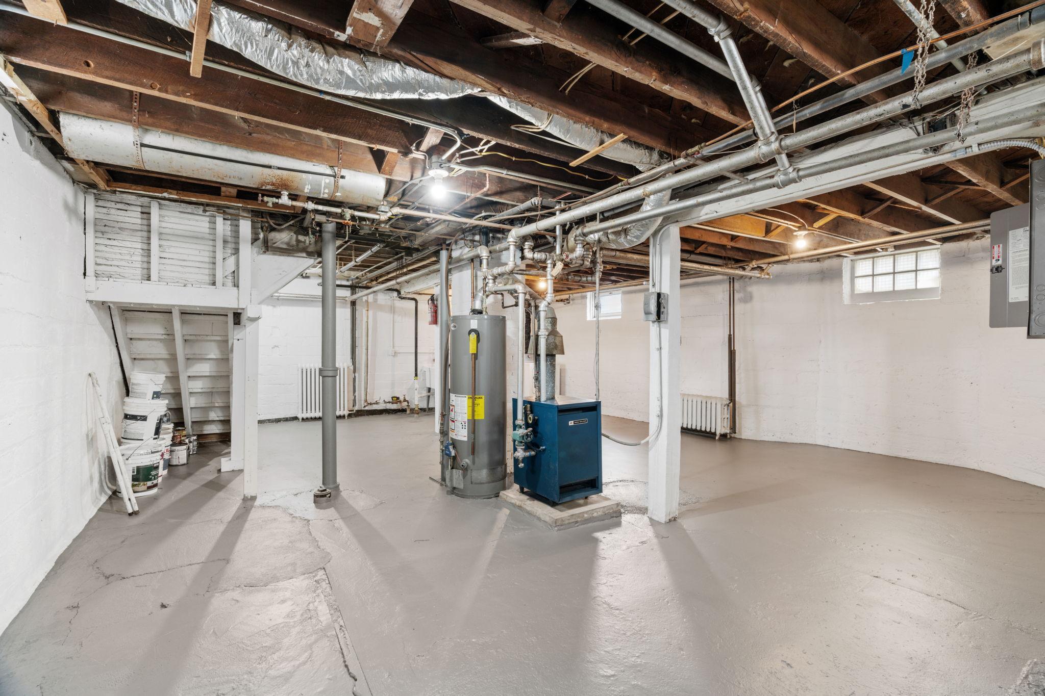 66-web-or-mls-1032 Minnehaha Ave E-66.jpg