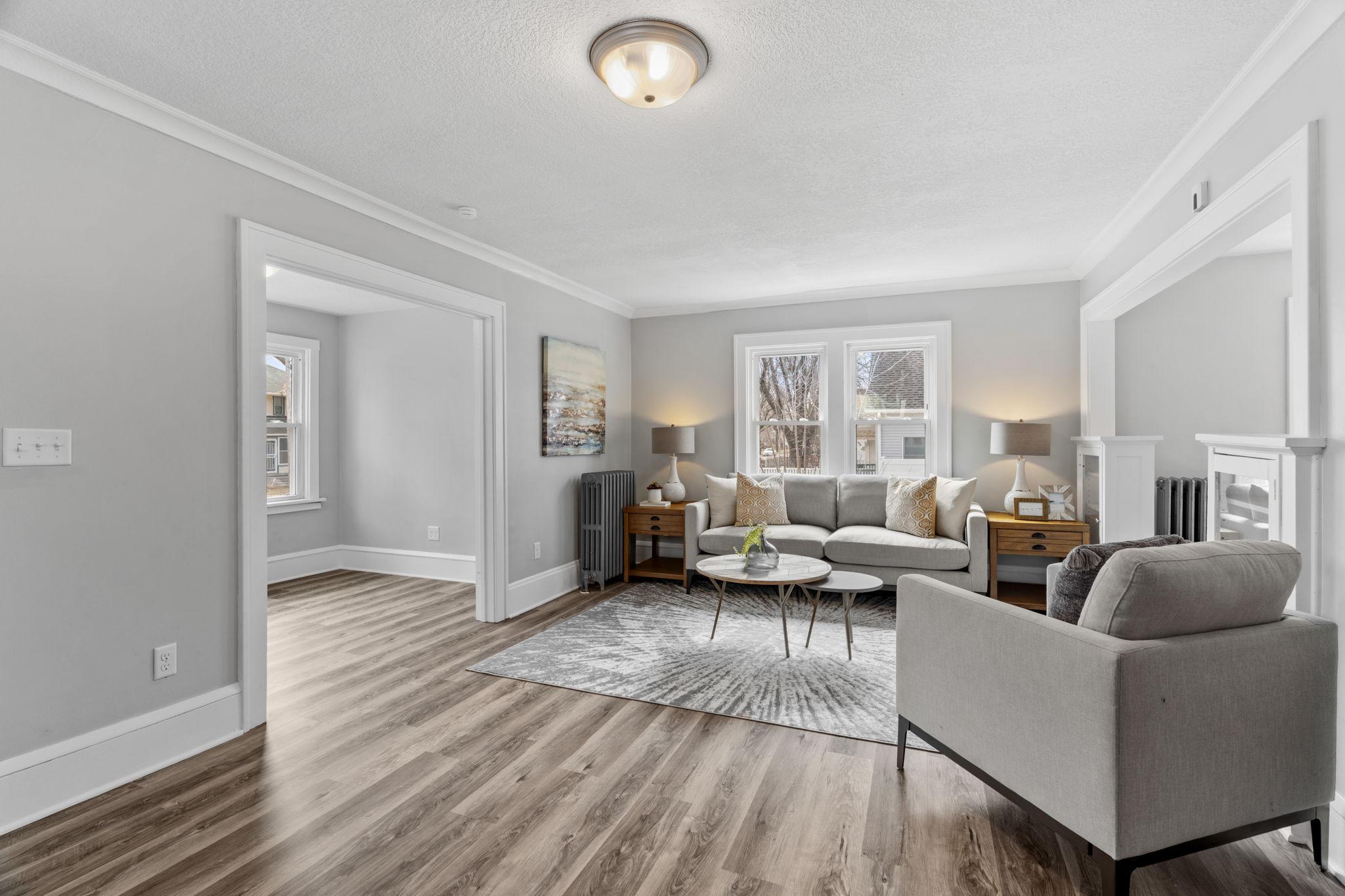 17-web-or-mls-2723 N Queen Ave-17.jpg