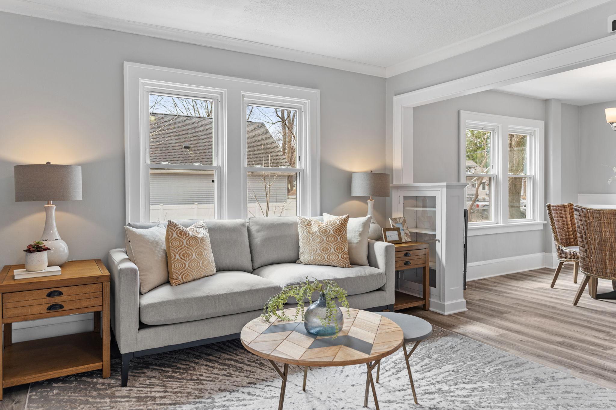 21-web-or-mls-2723 N Queen Ave-21.jpg