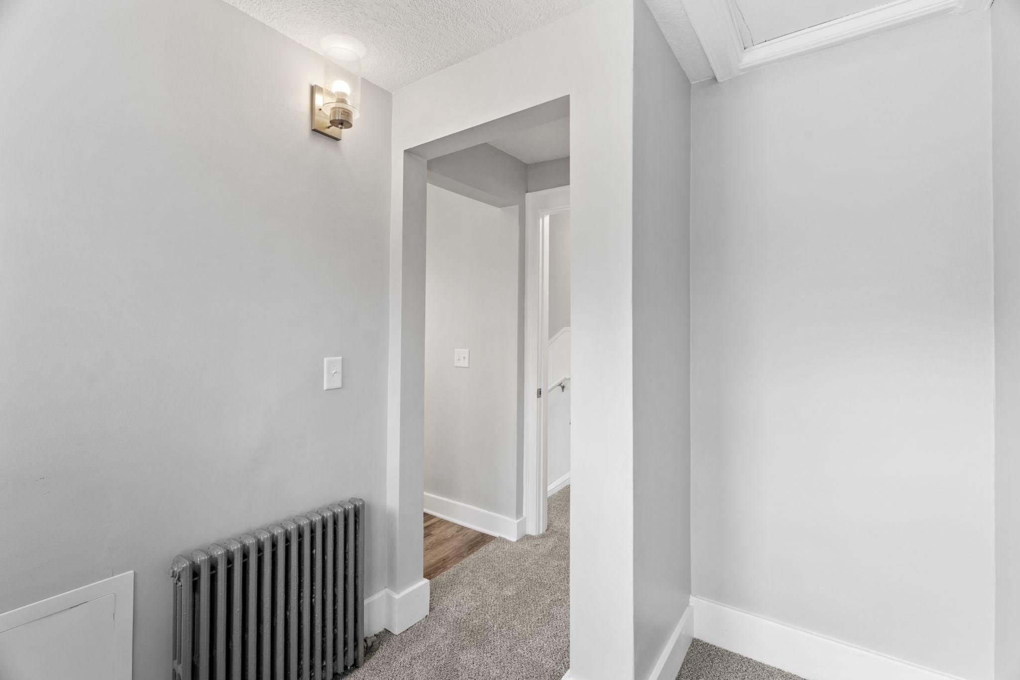 51-web-or-mls-2723 N Queen Ave-51.jpg