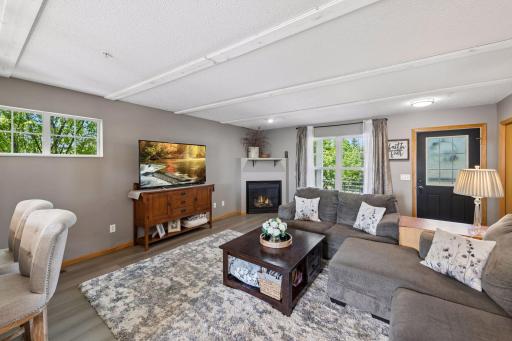 2898 Clover Ridge Drive, Chaska, MN 55318