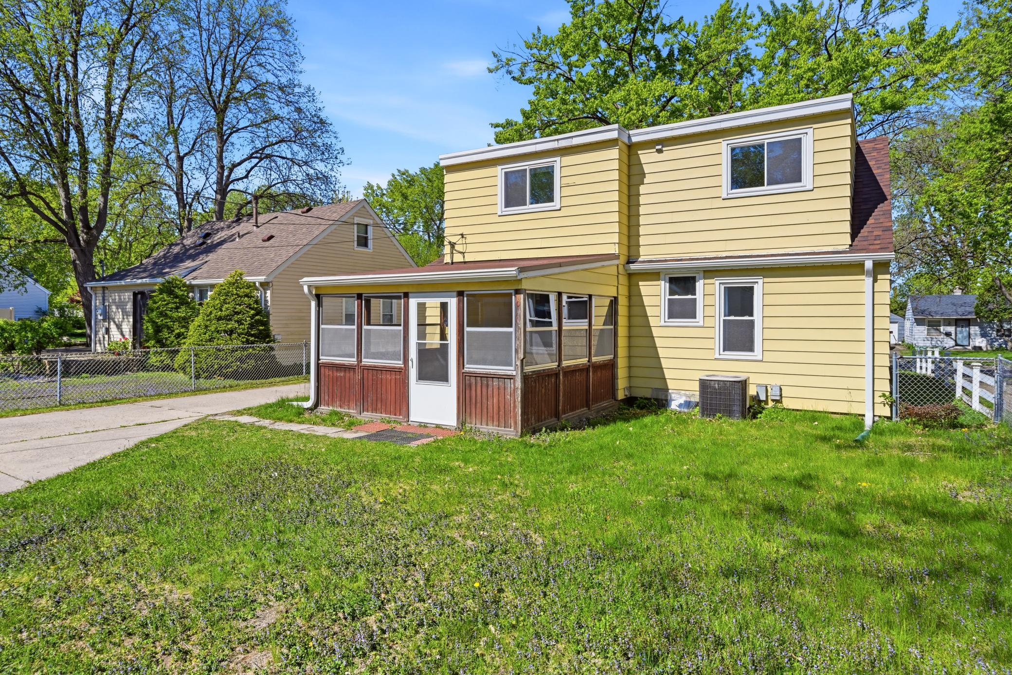 Rear of home & backyard