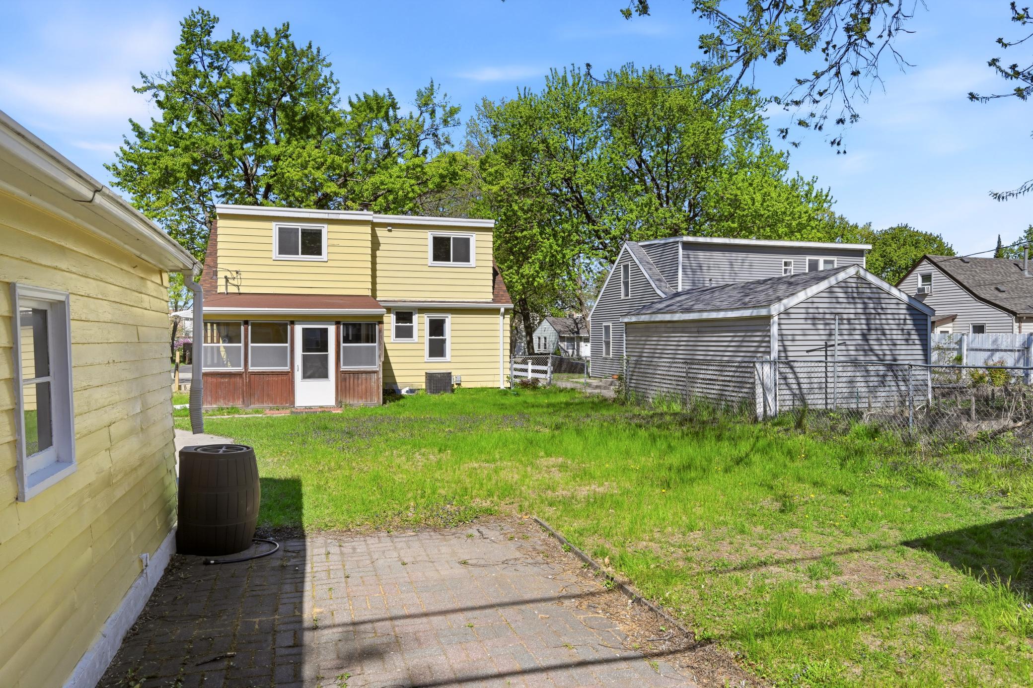 Patio & backyard