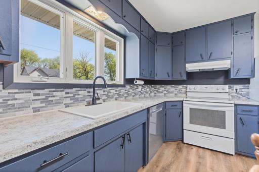 30 3rd Avenue W, Echo, MN 56237