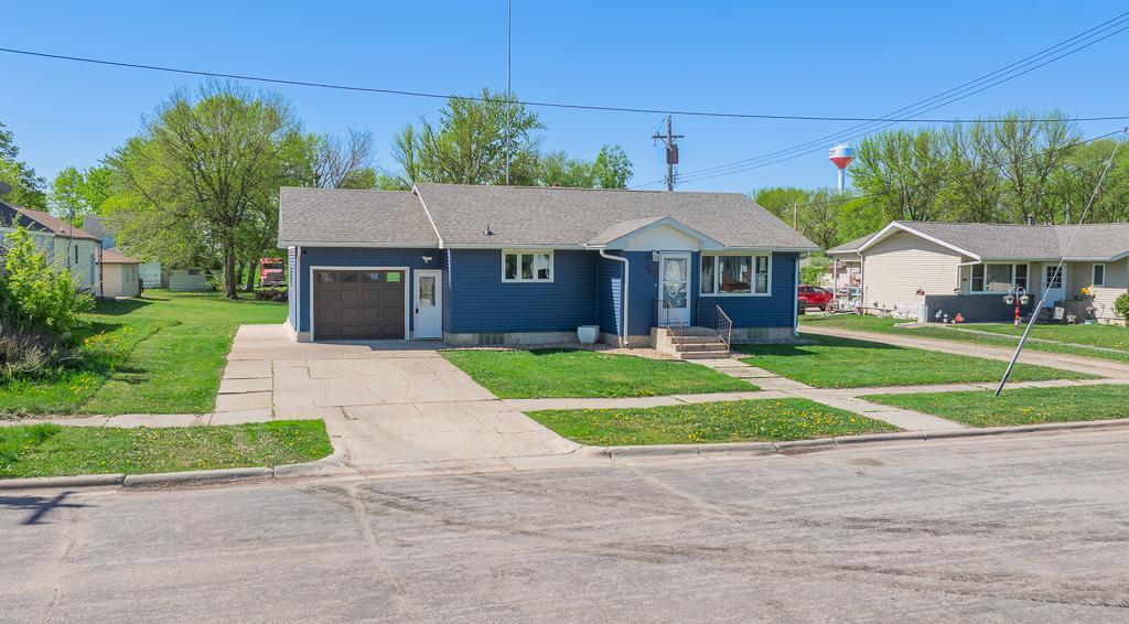 Welcome home to 30 3rd Ave W in Echo!