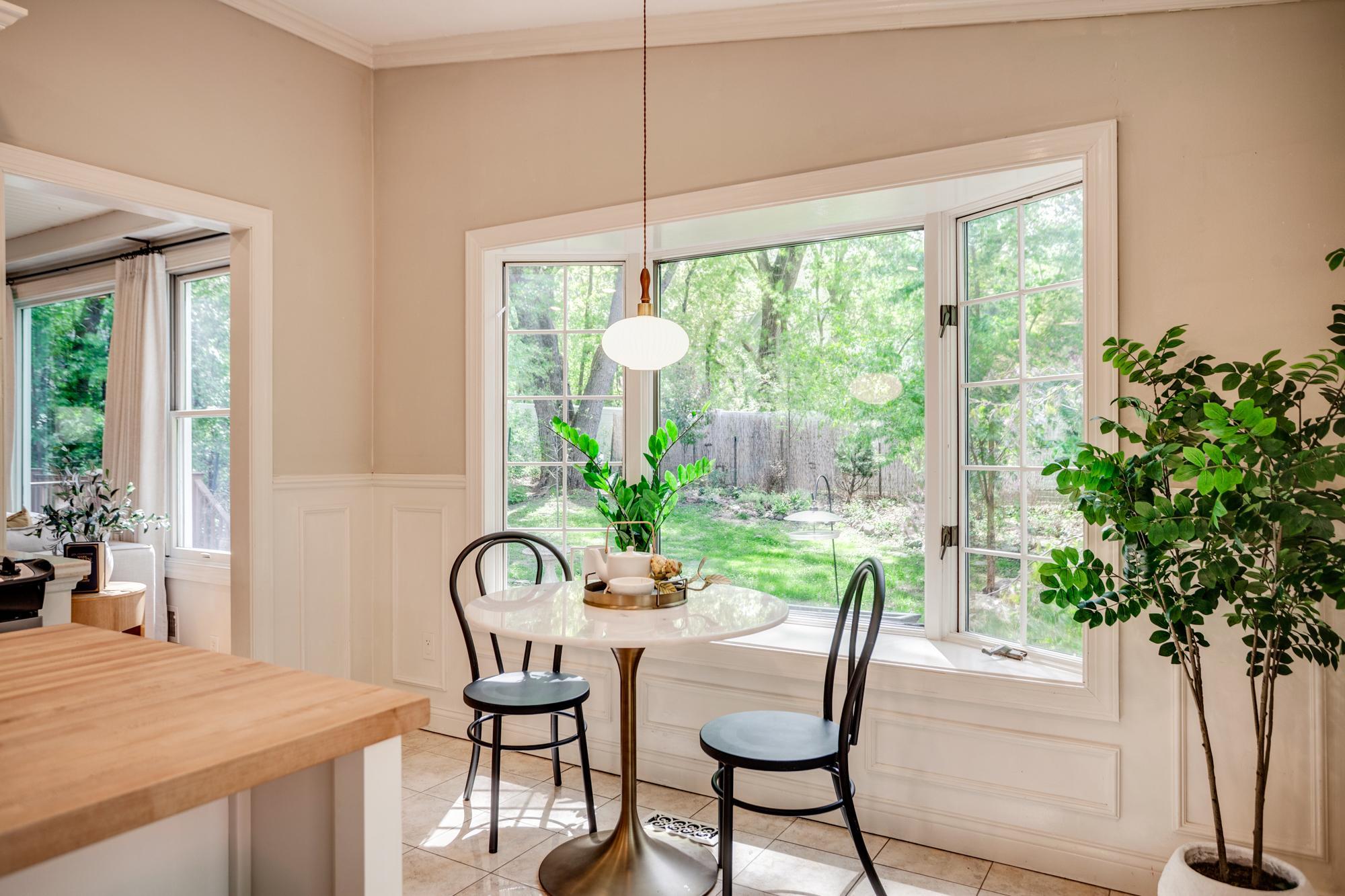 Eat-in dining area with a bay window