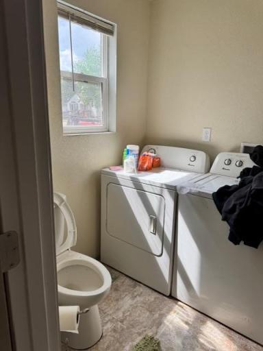 201 Central Avenue, Finley, ND 58230