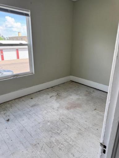 201 Central Avenue, Finley, ND 58230