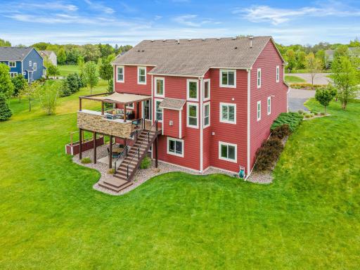 Dynamite cul-de-sac location provides huge backyard!