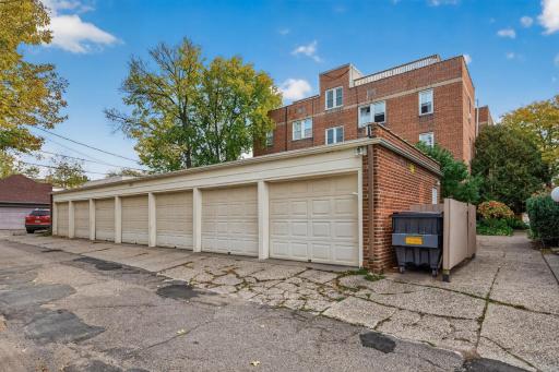 2716 Humboldt Avenue S, 301, Minneapolis, MN 55408