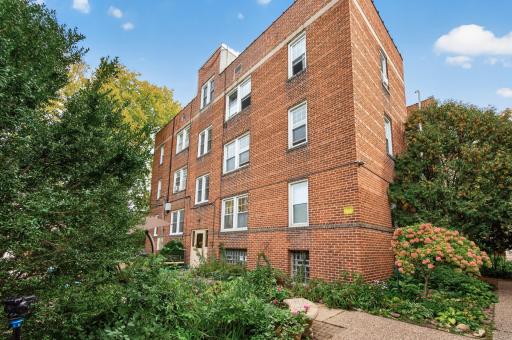 2716 Humboldt Avenue S, 301, Minneapolis, MN 55408