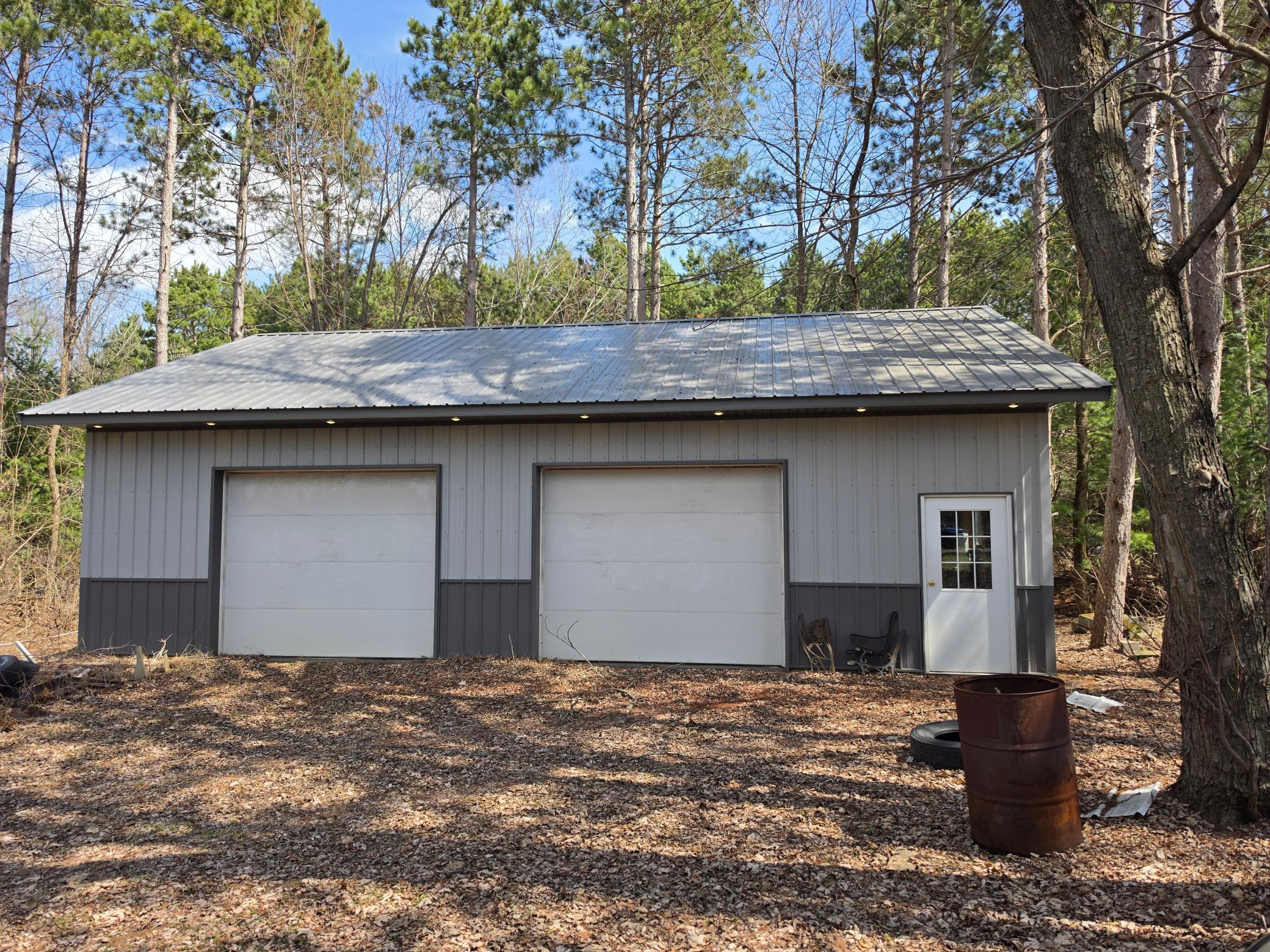 This 30x40 shop is a dream spot!