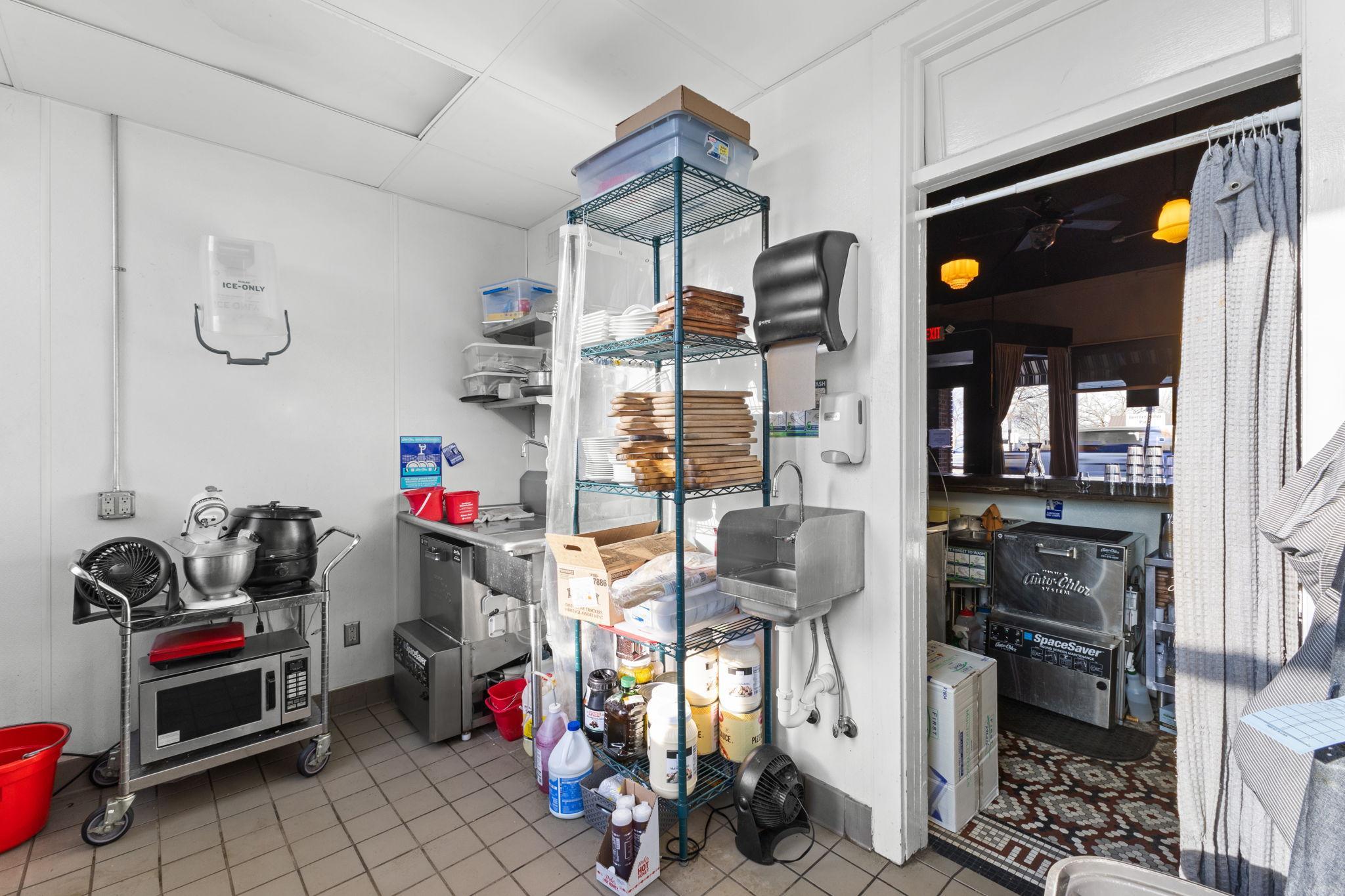 Vivid Spaces_18 Central Ave_15.JPG