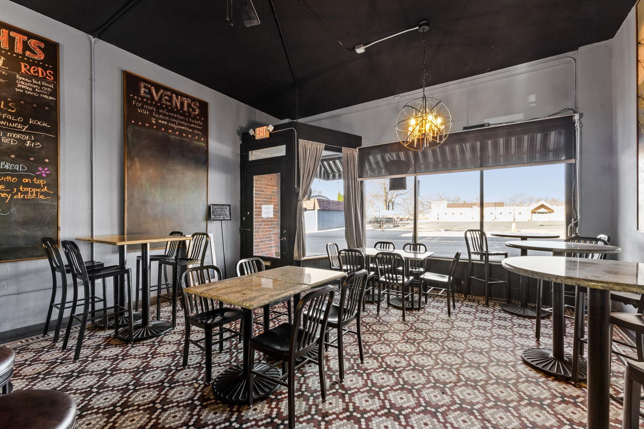 This quaint wine bar offers the perfect spot for relaxed evenings and great conversation.