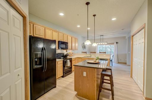 4470 Rosemary Way, 2, Hugo, MN 55038