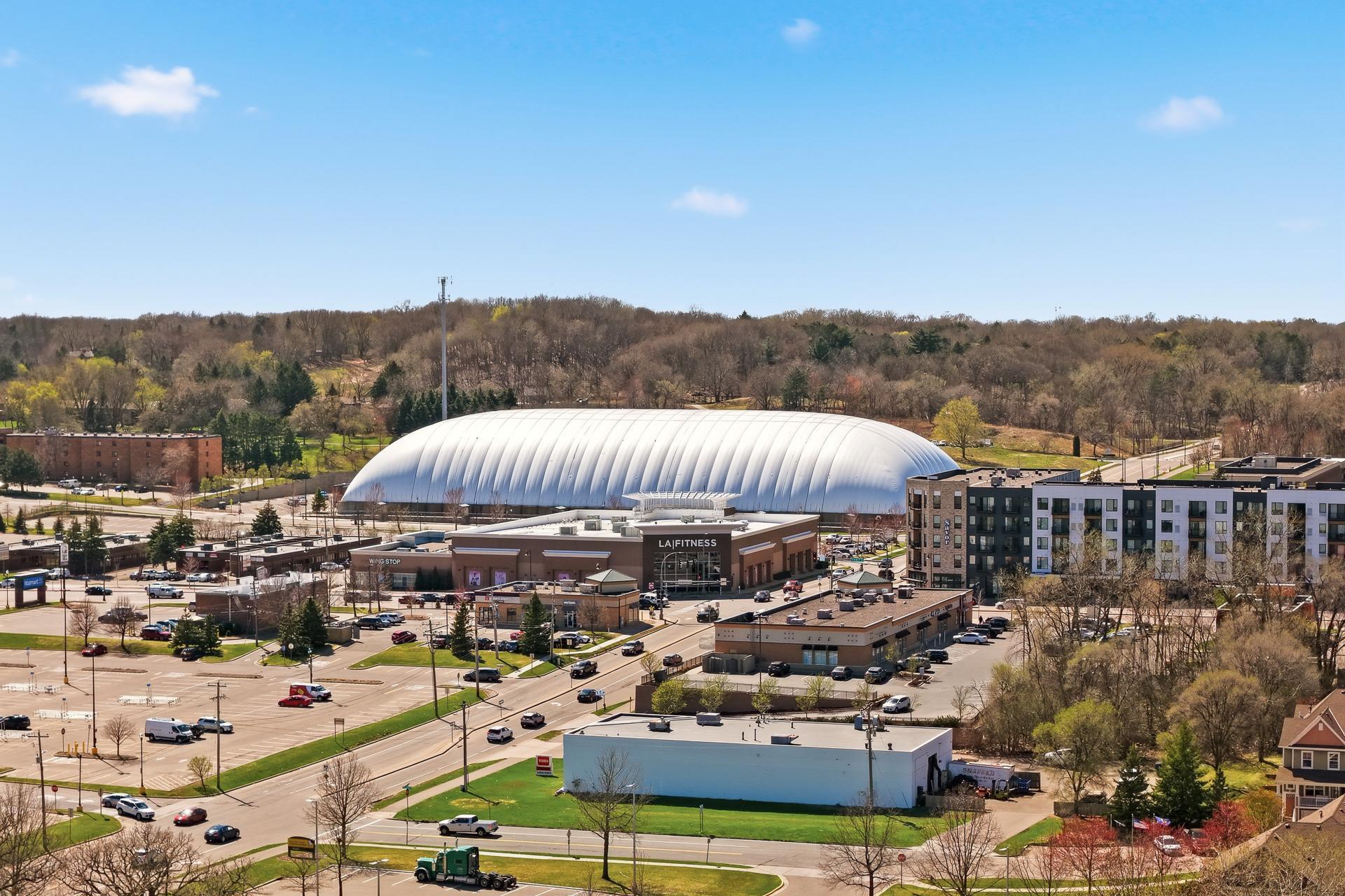 An abundance of amenities is close by! West St. Paul Dome