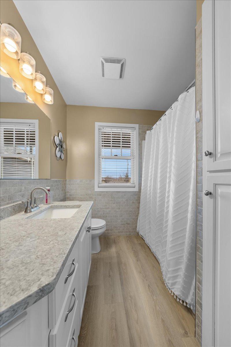 MAIN FLOOR GUEST BATH