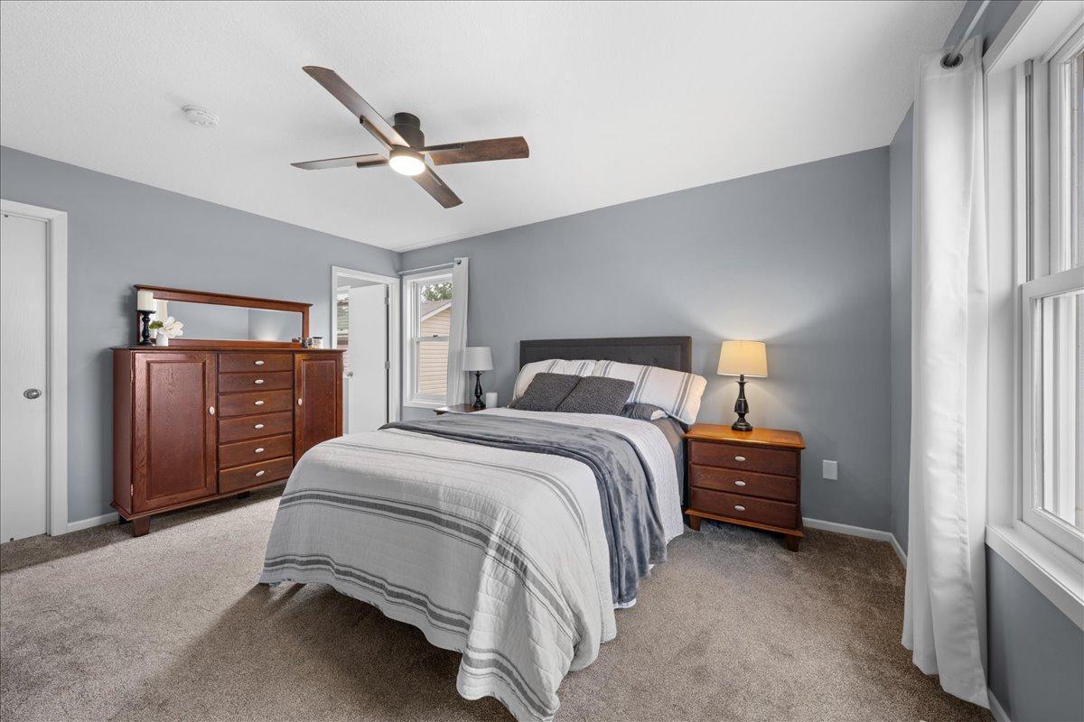 PRIMARY BEDROOM W/WALK IN CLOSET