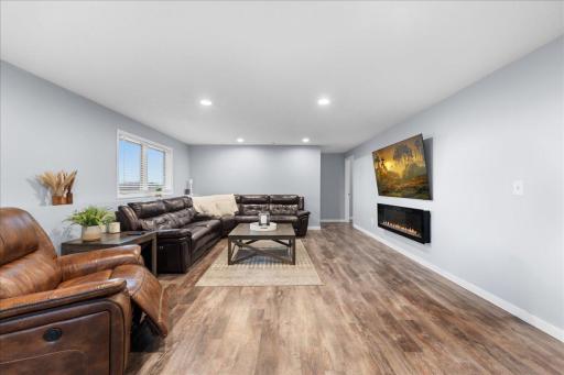 38616 Pine Avenue, Center City, MN 55012