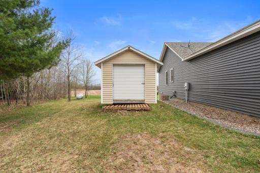 38616 Pine Avenue, Center City, MN 55012
