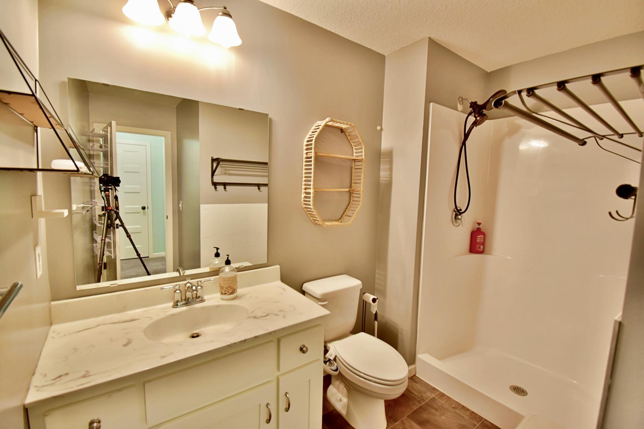 Lower Level 3/4 Bath