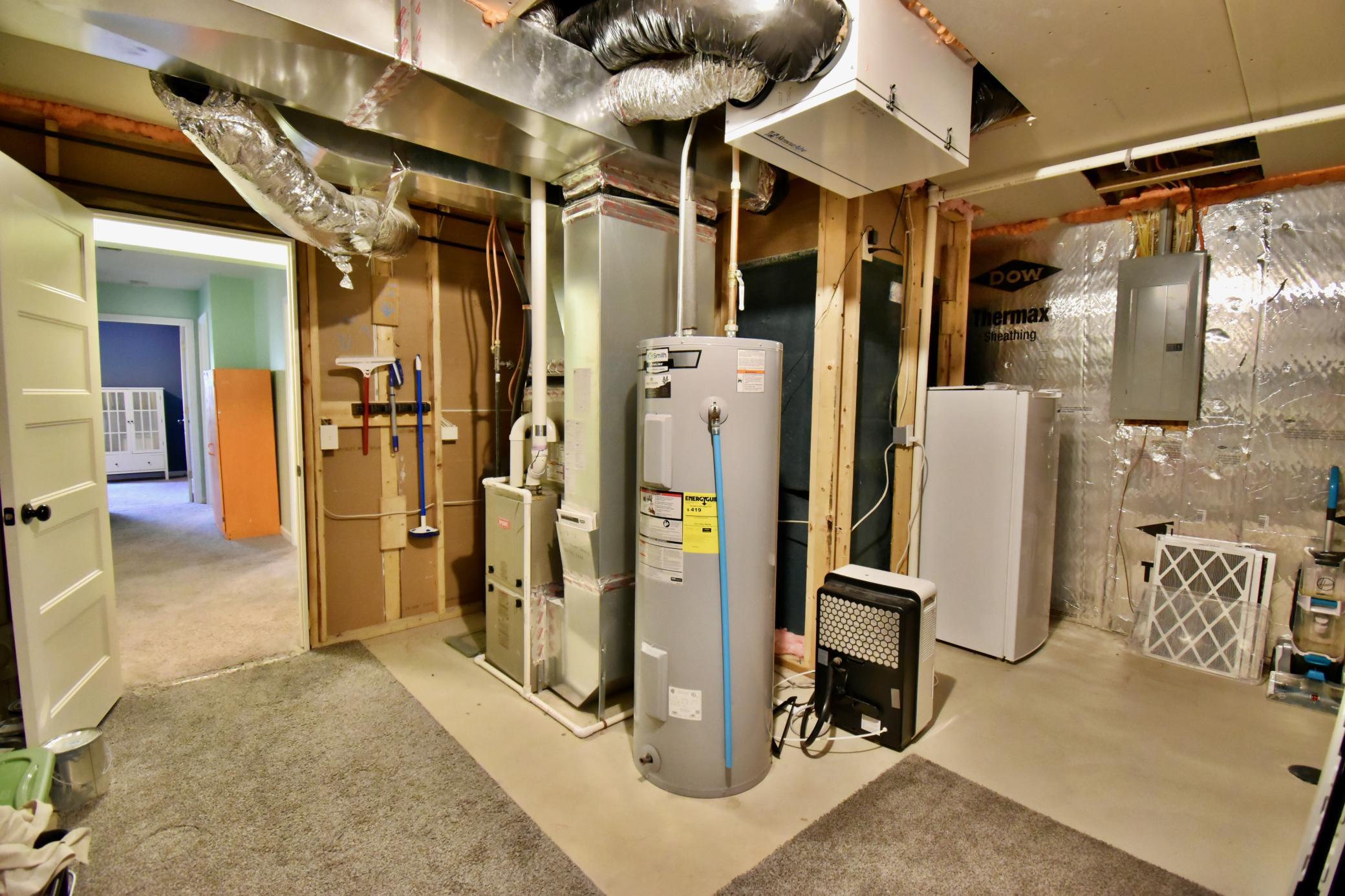 Water Softener New in 2023, 2nd Washer Dryer Hookup in Lower Level. Perfect for a Mother-in-Law suite with separate enterance.