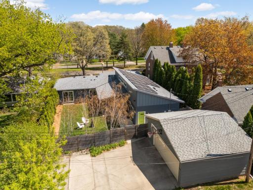 1409 Edgcumbe Road, Saint Paul, MN 55116