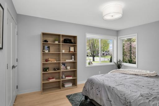 1409 Edgcumbe Road, Saint Paul, MN 55116