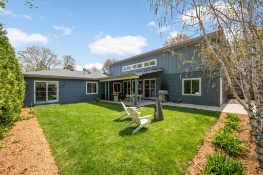 1409 Edgcumbe Road, Saint Paul, MN 55116