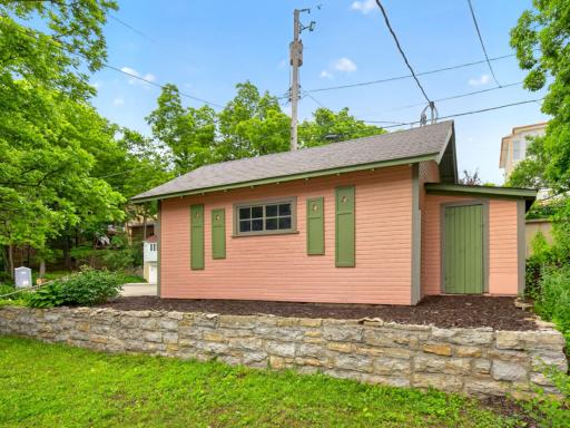 811 6th Street SW, Rochester, MN 55902