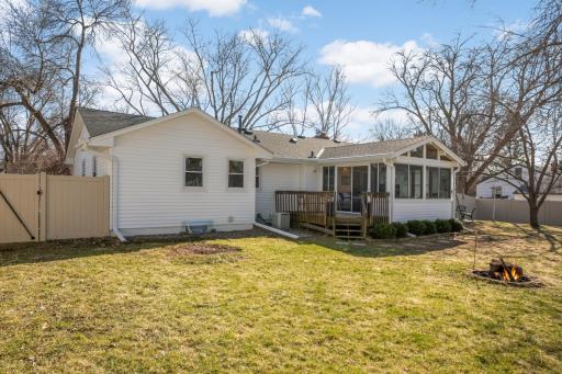8190 Duluth Street, Minneapolis, MN 55427