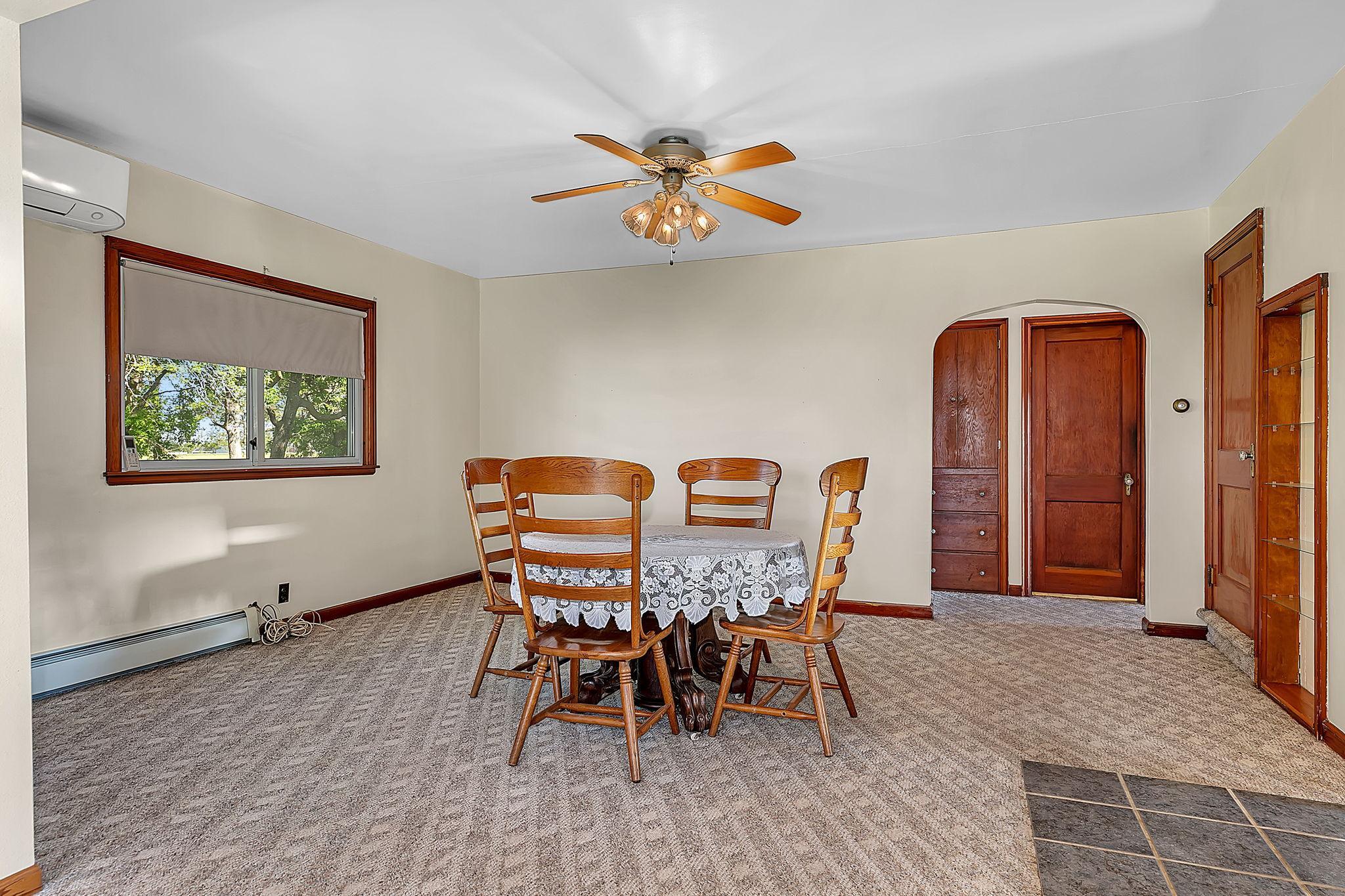 Very spacious Dining Room