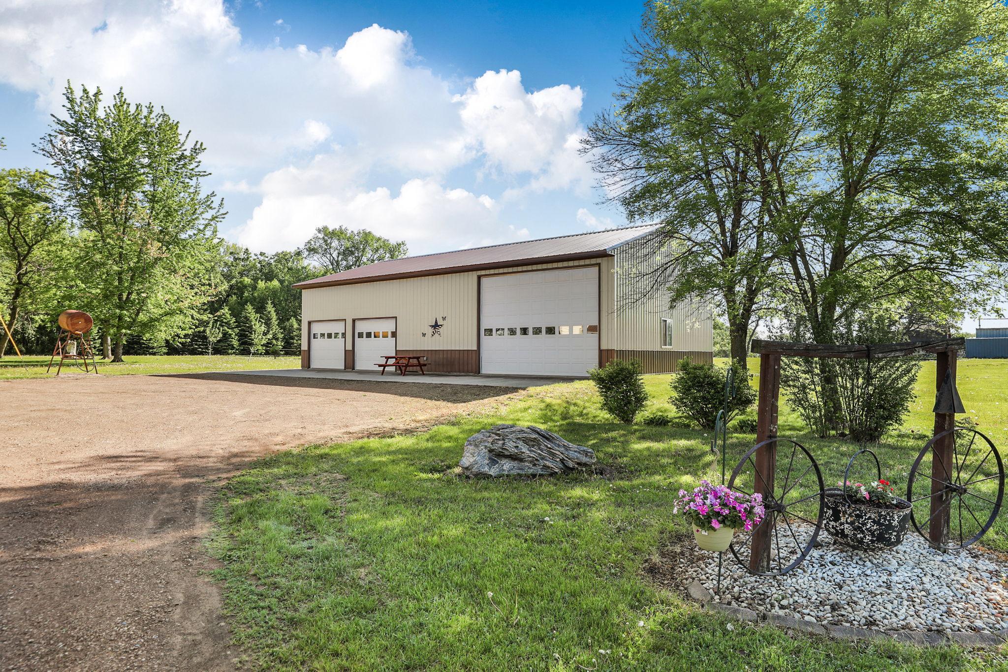 60 x 36 Shed with concrete flooring