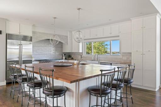24357 Kennedy Drive, Deerwood, MN 56444