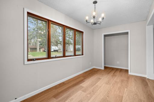 222 S East Avenue, Dresser, WI 54009