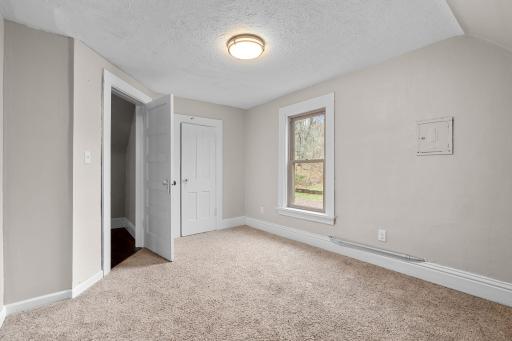222 S East Avenue, Dresser, WI 54009