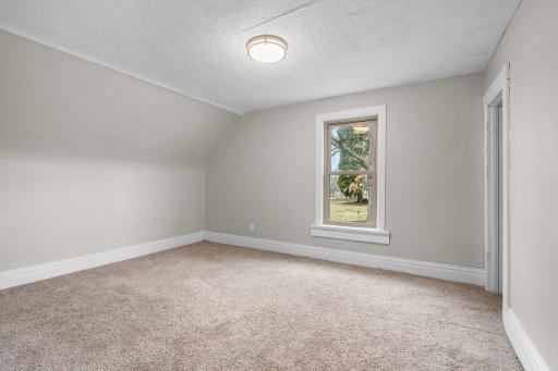 222 S East Avenue, Dresser, WI 54009