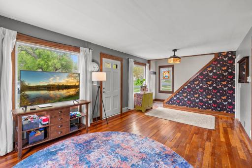Beautiful natural lighting in the living room