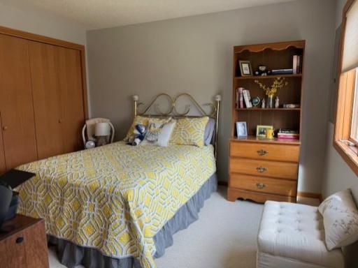 1004 W Lake Boulevard, Winona, MN 55987