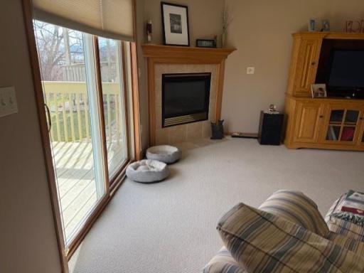 1004 W Lake Boulevard, Winona, MN 55987