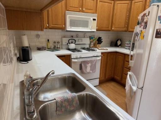 1004 W Lake Boulevard, Winona, MN 55987