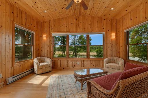 Here you will find the perfect spot to relax with a morning coffee, unwind with a book, or enjoy wildlife and water views.